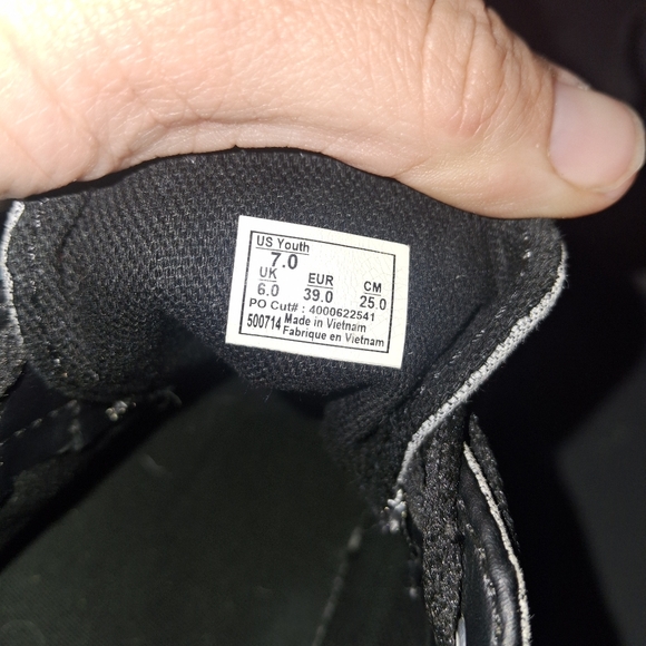 Vans shoes - Picture 2 of 3